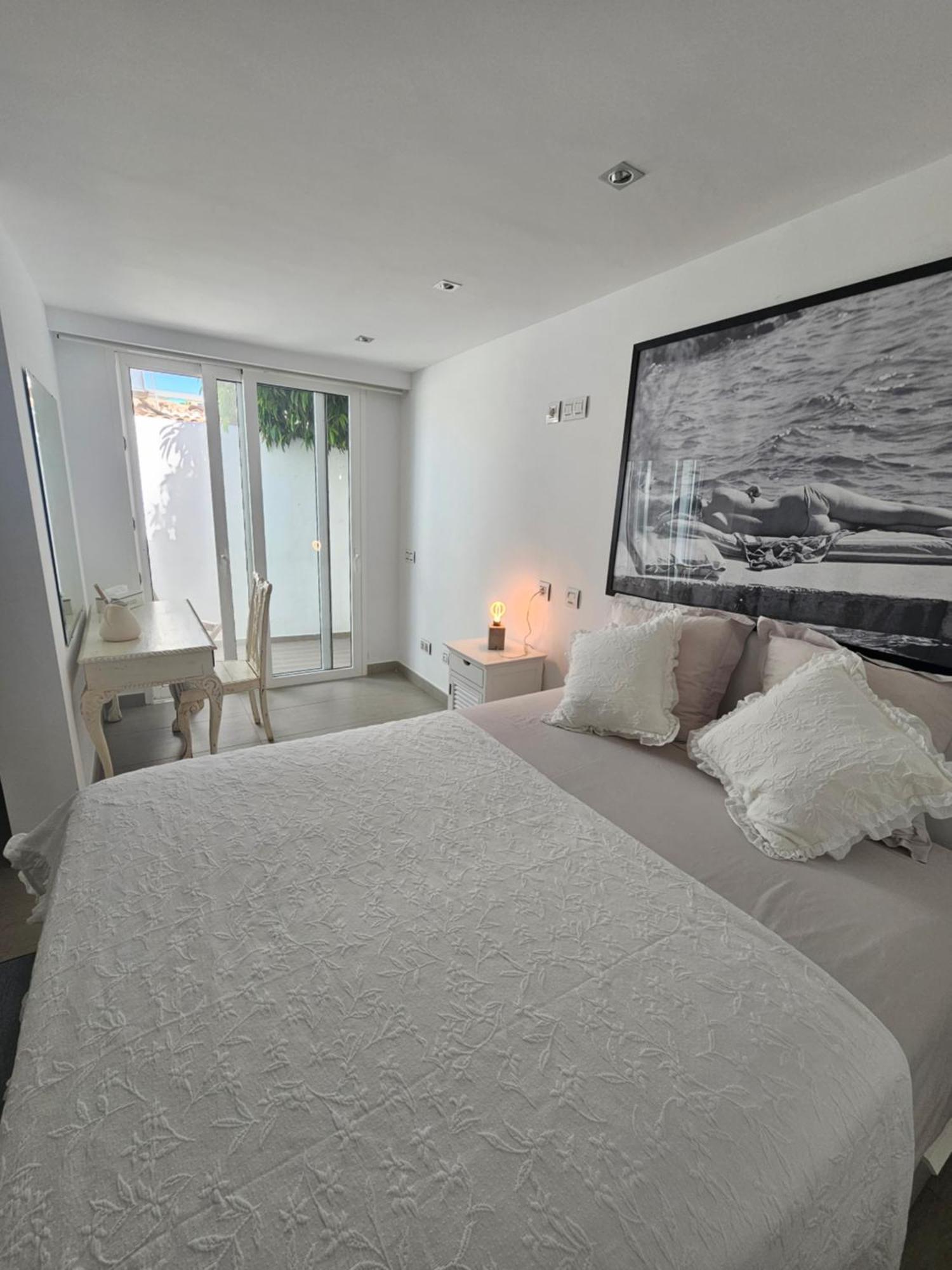 Nosotros Luxury Villa Лос Кристианос Екстериор снимка